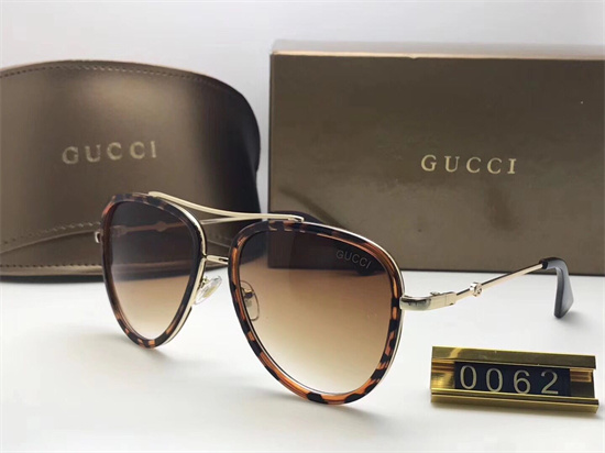 Gucci Sunglass A 211